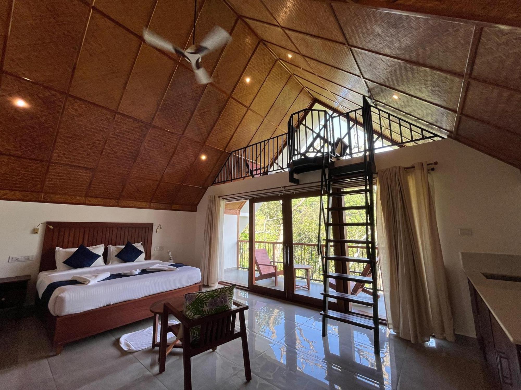 Lush Acres Villa Thekkady Bagian luar foto
