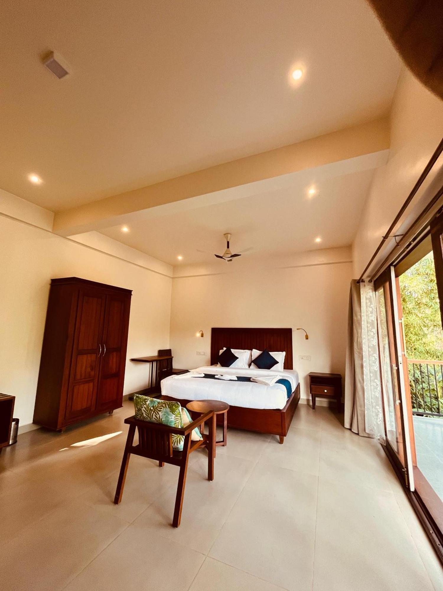 Lush Acres Villa Thekkady Bagian luar foto