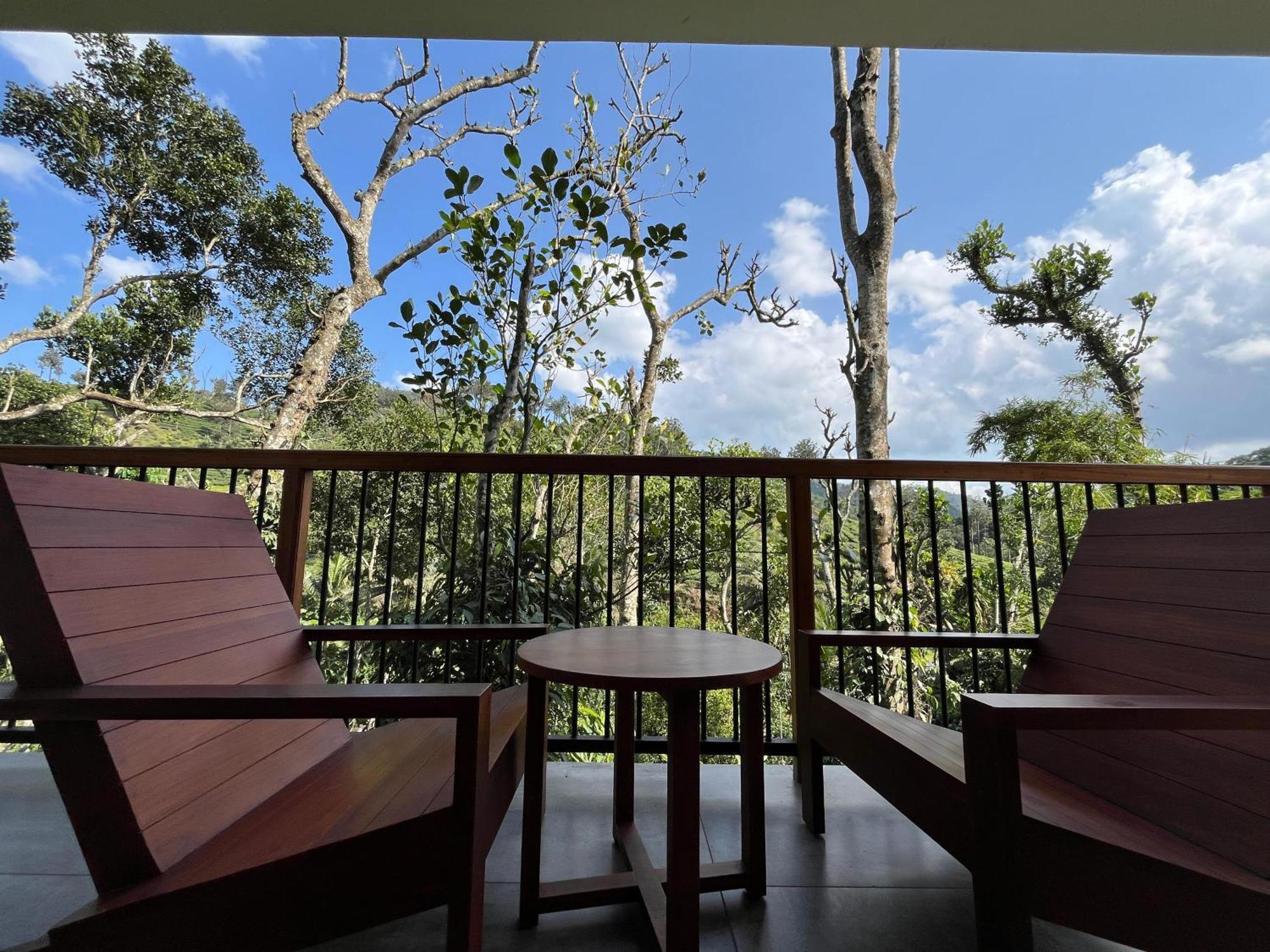 Lush Acres Villa Thekkady Bagian luar foto
