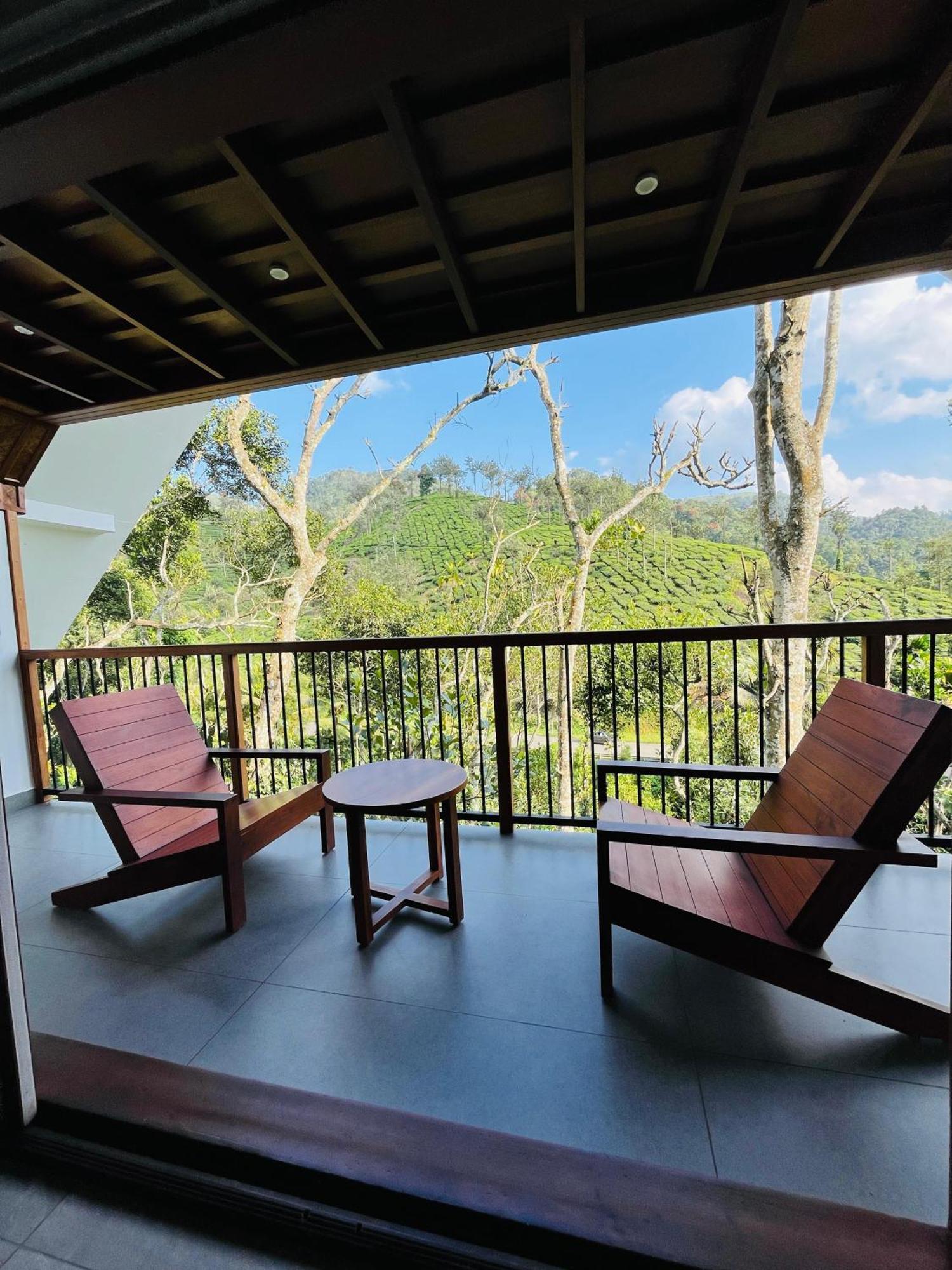 Lush Acres Villa Thekkady Bagian luar foto