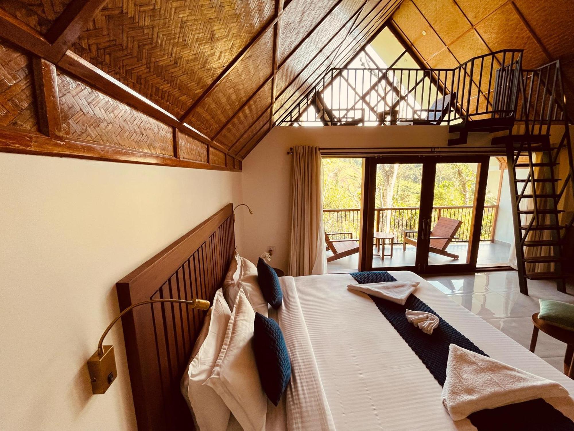Lush Acres Villa Thekkady Bagian luar foto