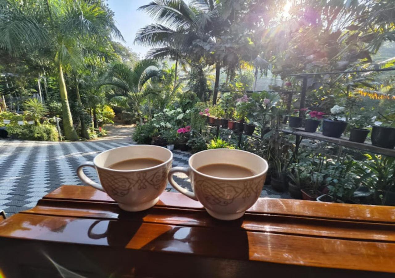 Lush Acres Villa Thekkady Bagian luar foto